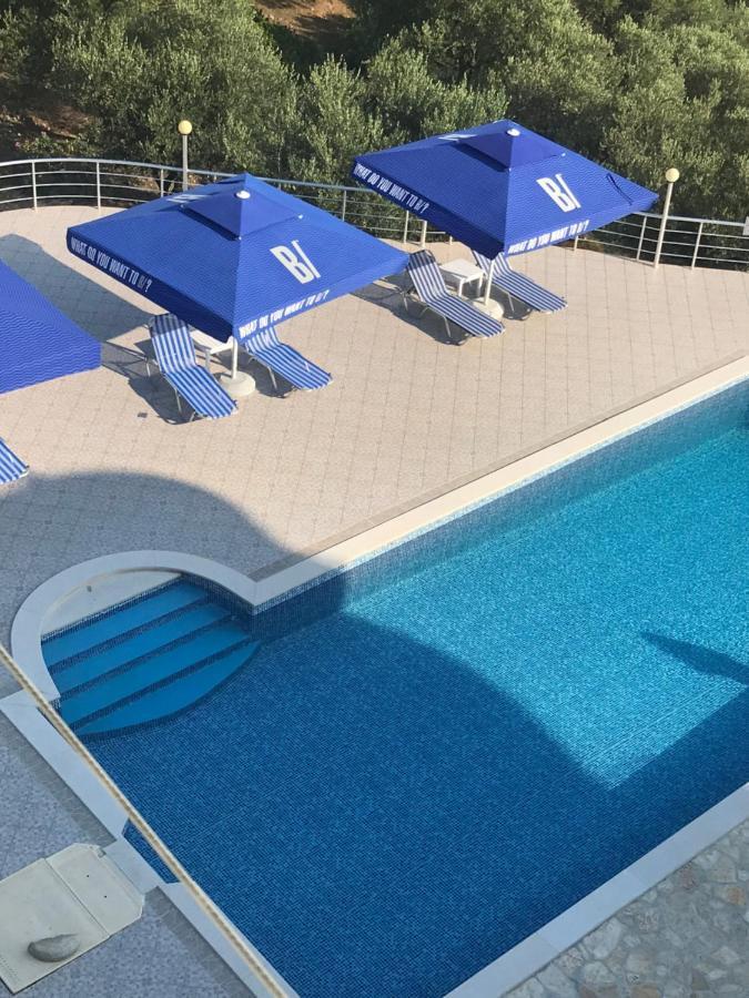 Hotel Vila Kafe Λούκοβο Εξωτερικό φωτογραφία