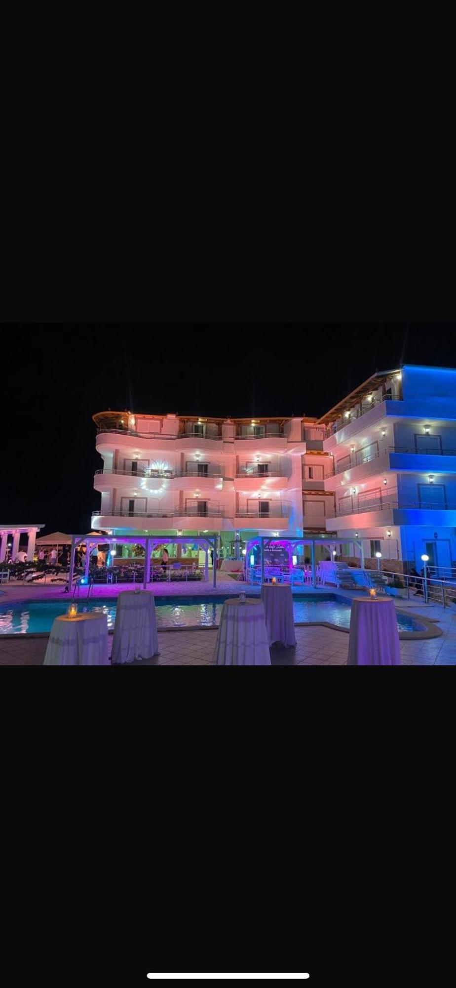 Hotel Vila Kafe Λούκοβο Εξωτερικό φωτογραφία
