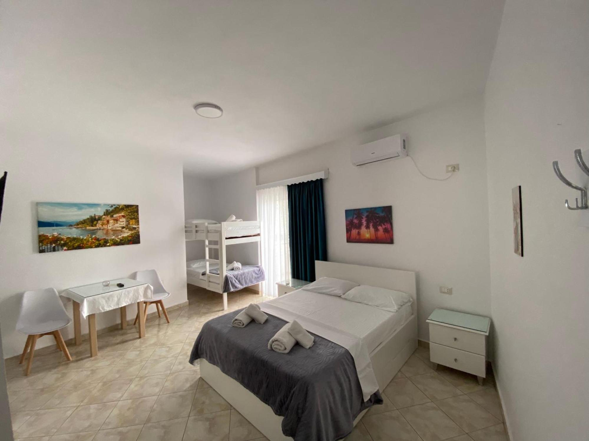 Hotel Vila Kafe Λούκοβο Εξωτερικό φωτογραφία