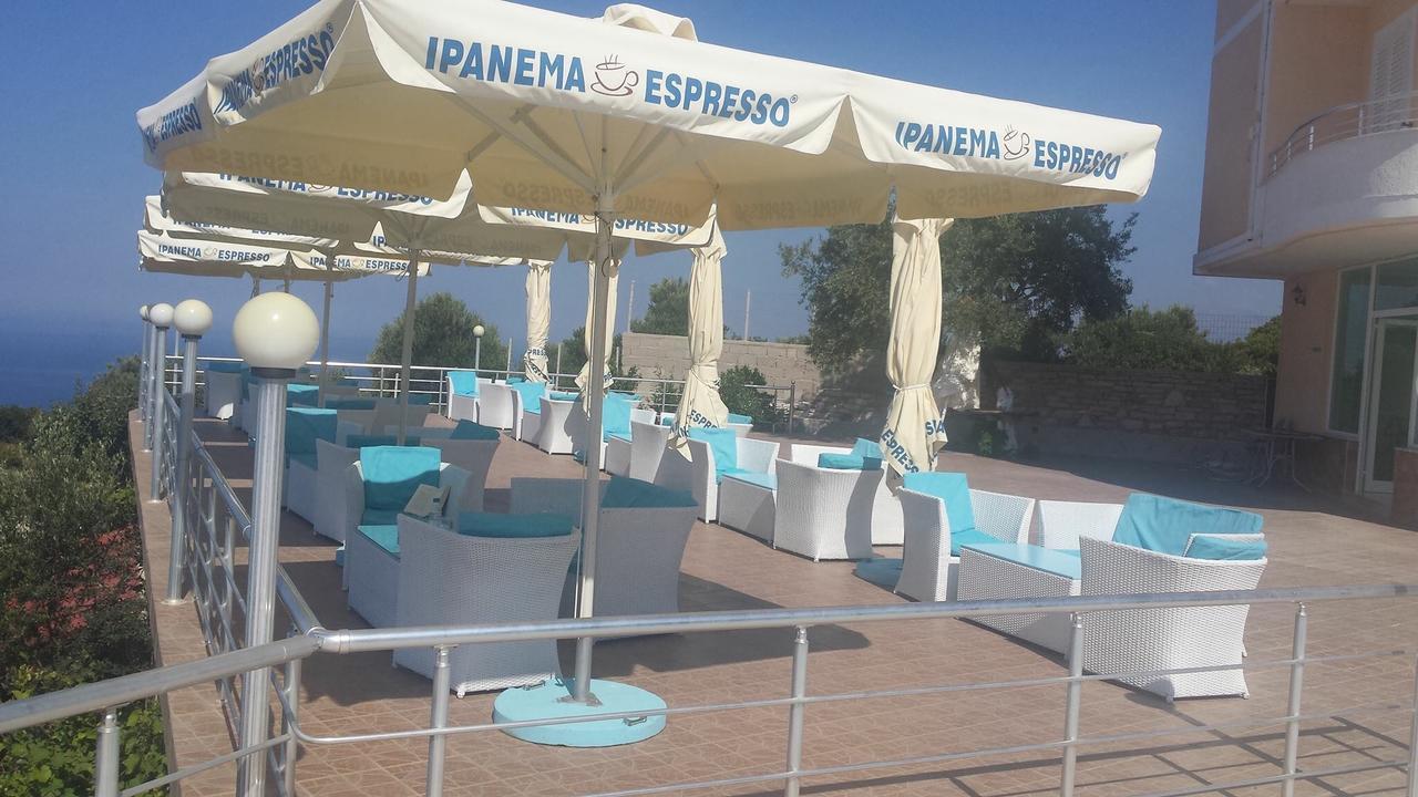 Hotel Vila Kafe Λούκοβο Εξωτερικό φωτογραφία