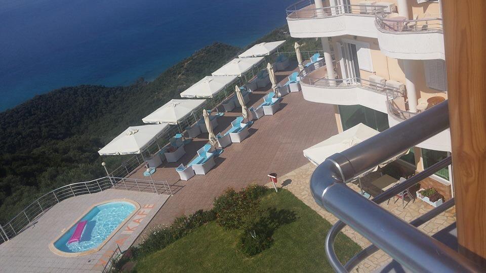 Hotel Vila Kafe Λούκοβο Εξωτερικό φωτογραφία