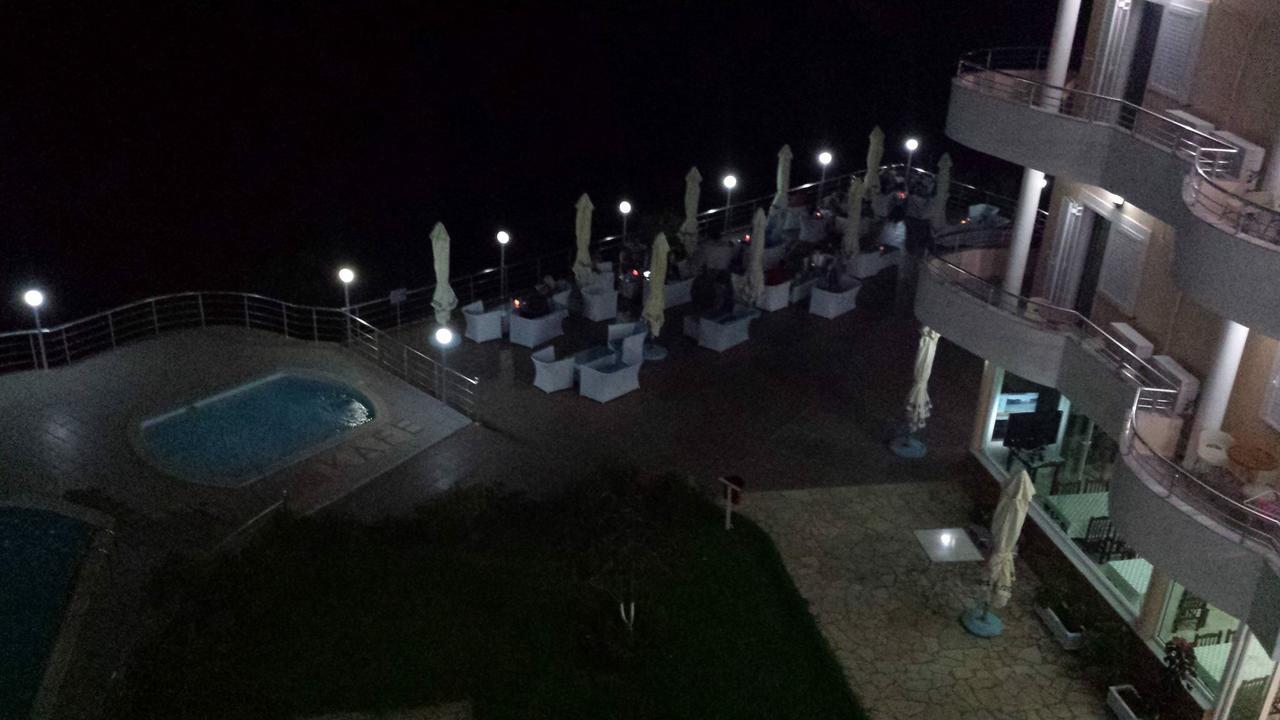 Hotel Vila Kafe Λούκοβο Εξωτερικό φωτογραφία