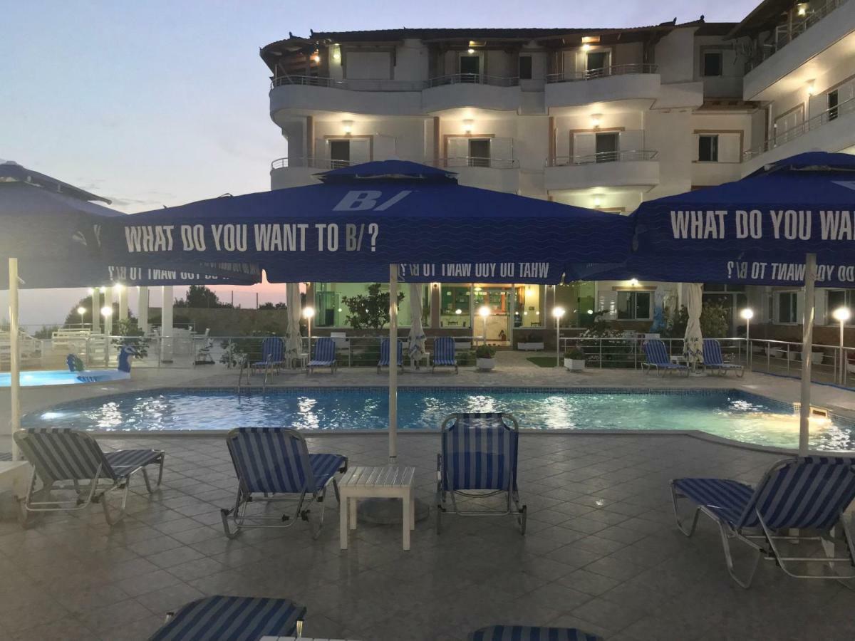 Hotel Vila Kafe Λούκοβο Εξωτερικό φωτογραφία